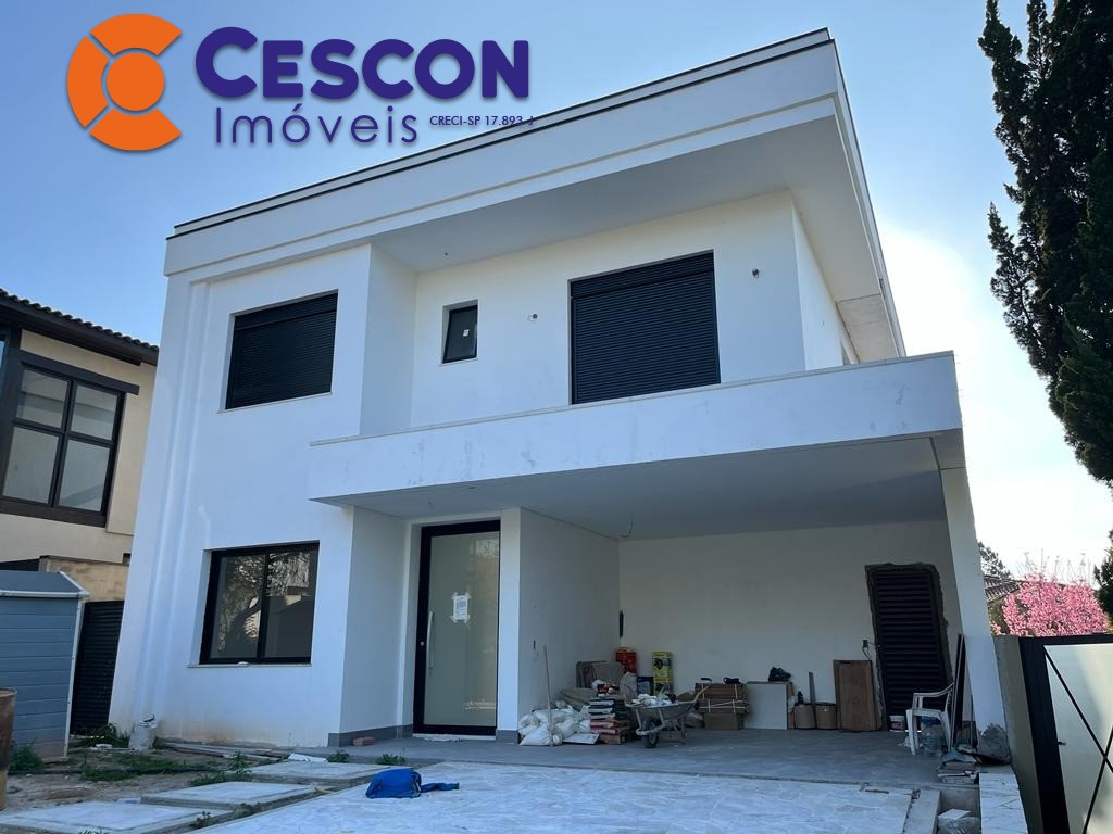 Casa de Condomínio à venda com 4 quartos, 330m² - Foto 1