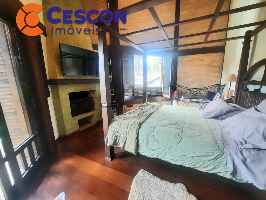 Casa de Condomínio à venda e aluguel com 3 quartos, 550m² - Foto 3