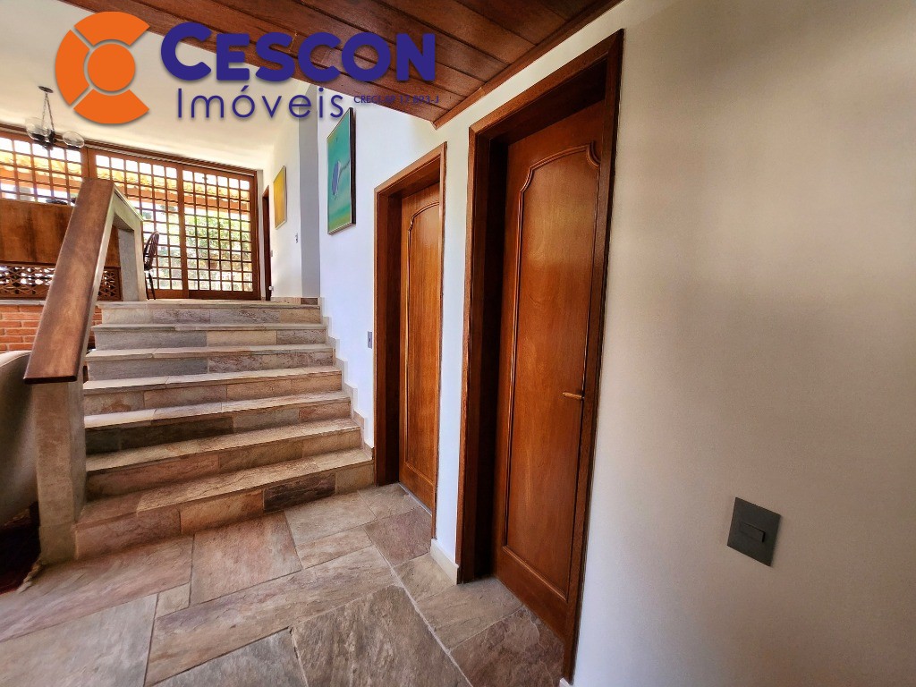 Casa de Condomínio à venda com 3 quartos, 331m² - Foto 6