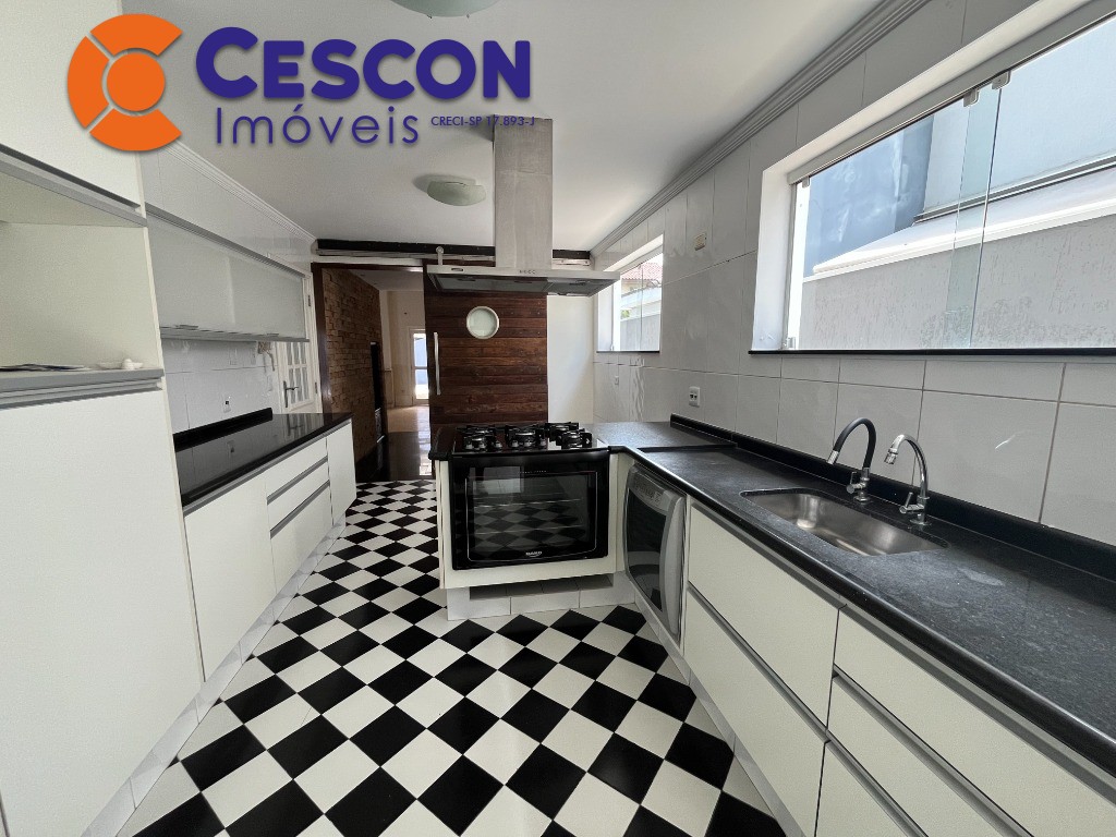 Casa de Condomínio à venda e aluguel com 3 quartos, 300m² - Foto 7