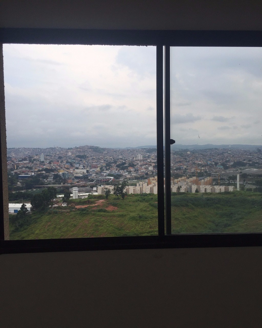 TIMA OPORTUNIDADE - APARTAMENTO PARA VENDA -  JARDIM BELVAL/BARUERI -  2 dormitrios, 1 sala, 1 banheiro, 1 vaga -