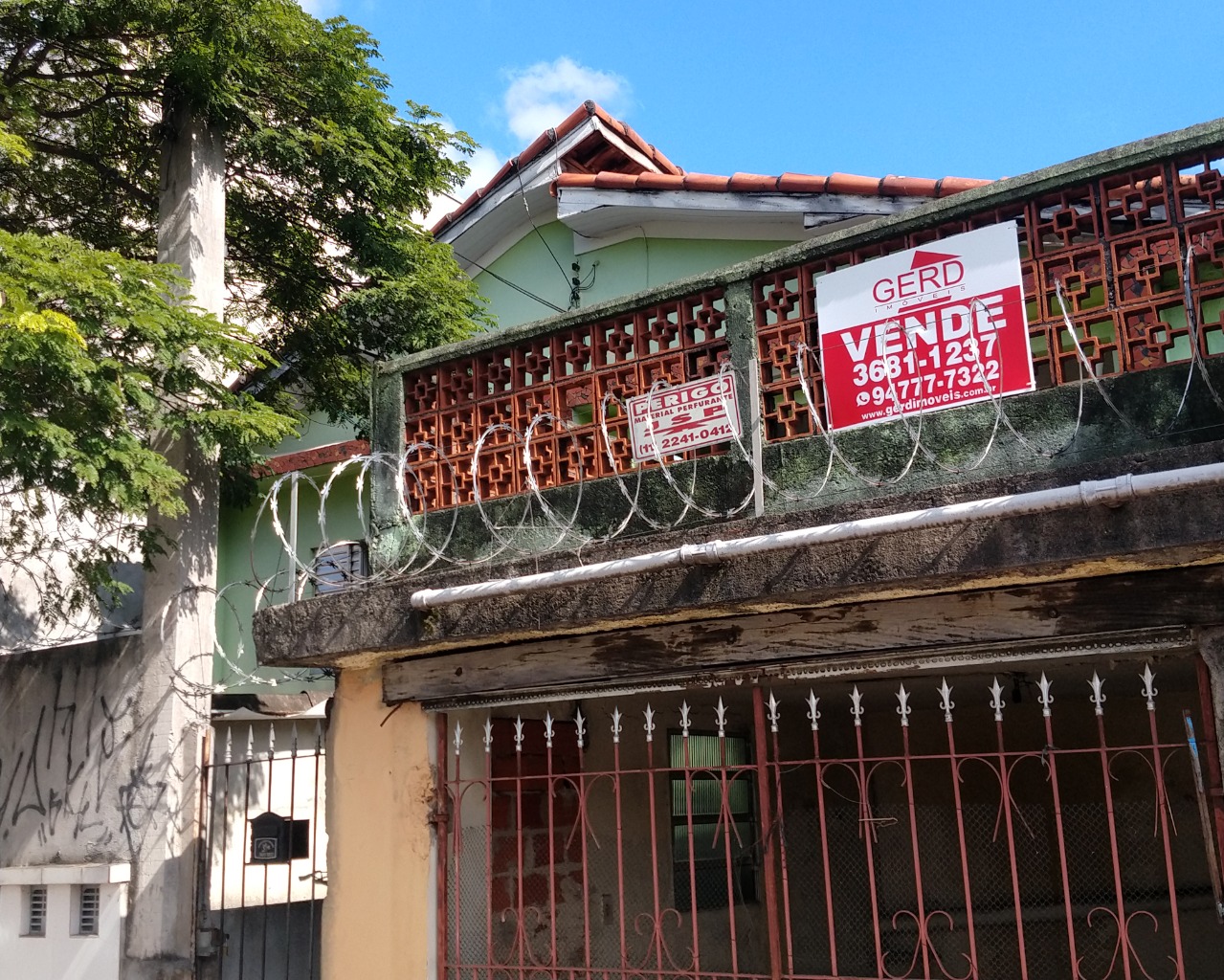 Venda casa antiga com terreno de 500m² no Pestana / Km18 - Osasco
