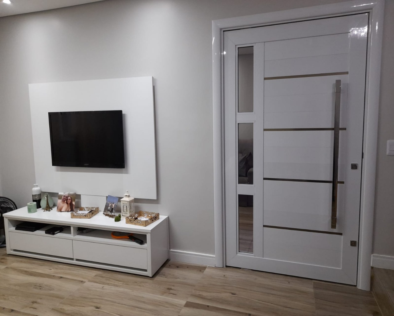 Casa à Venda em Jardim das Flores, Osasco-SP: Explore Esta Residência com 4 Dormitórios e 262m² Construídos!
