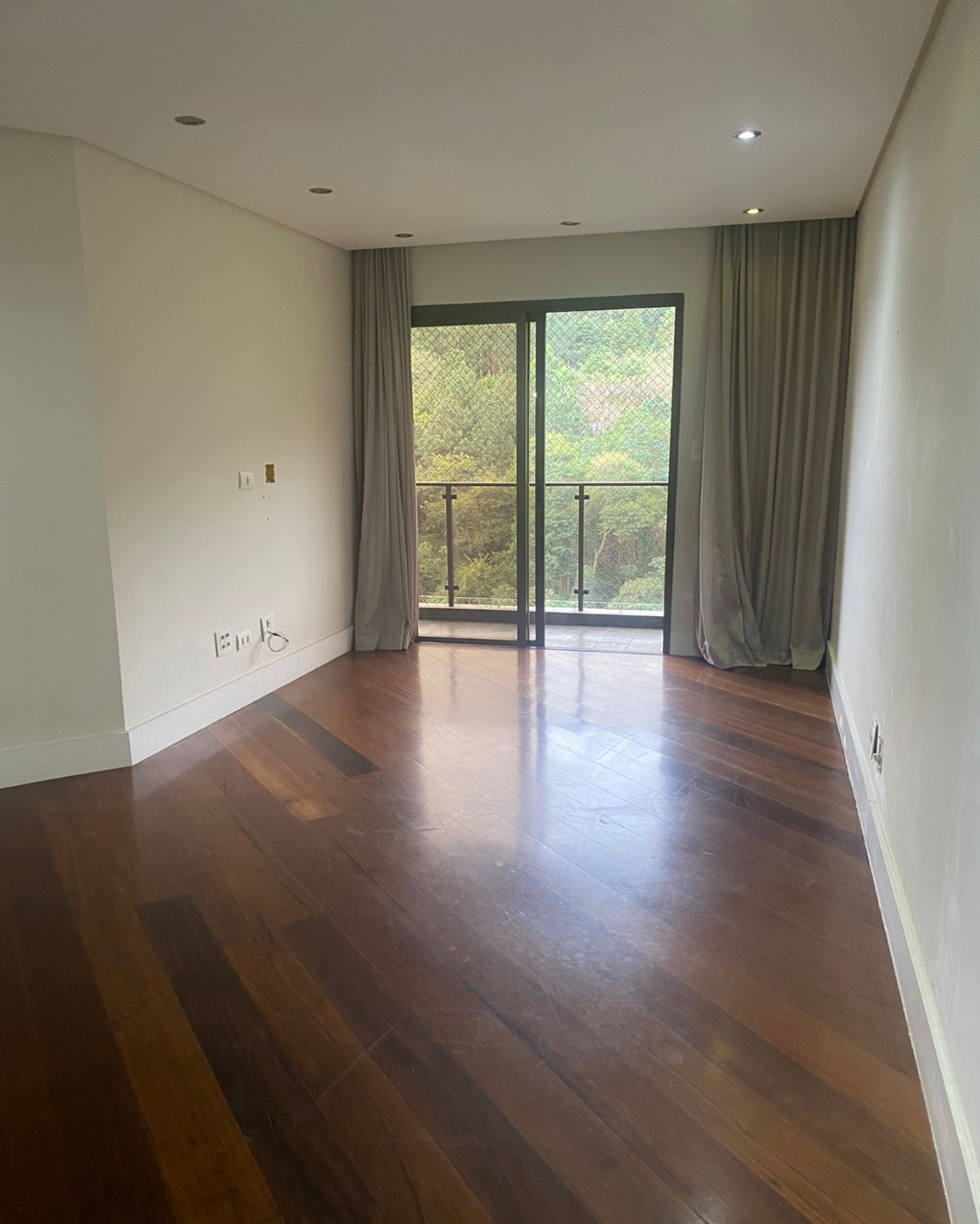 APARTAMENTO RESIDENCIAL em SANTANA DE PARNAÍBA - SP, ALPHAVILLE
