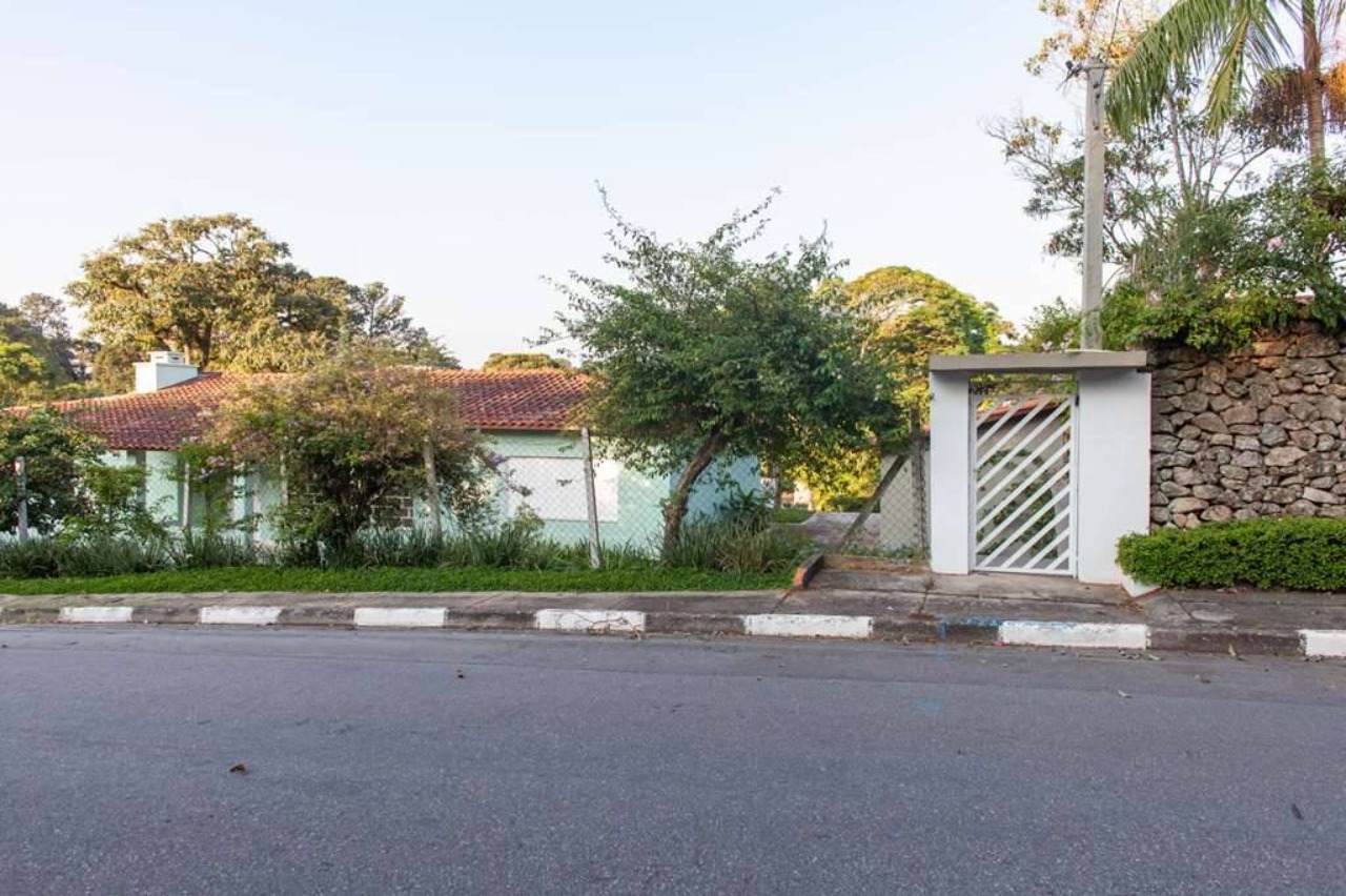 VENDA DE IMPOVEL COMERCIAL NA AVENIDA DONA CHERUBINA VIANA