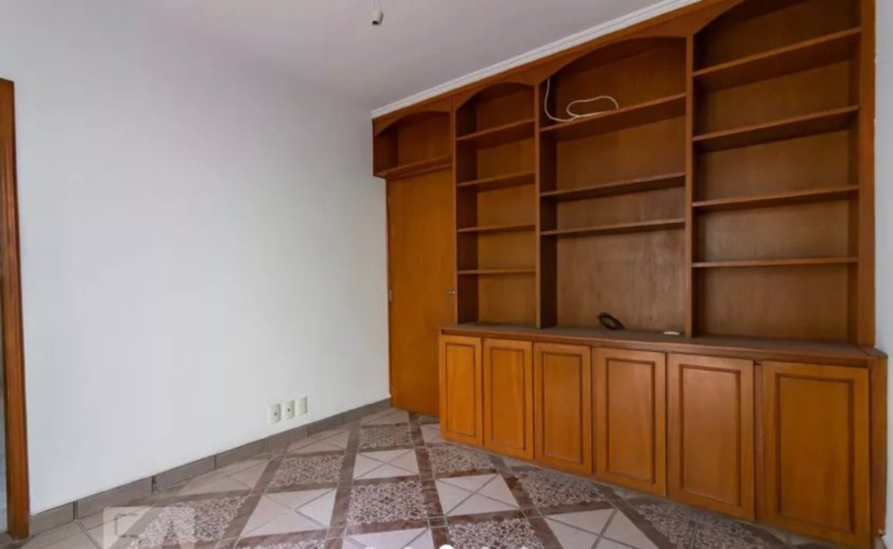 CASA SOBRADO 300 METROS PARA LOCAÇÃO/VENDA CAPESINA OSASCO-SP