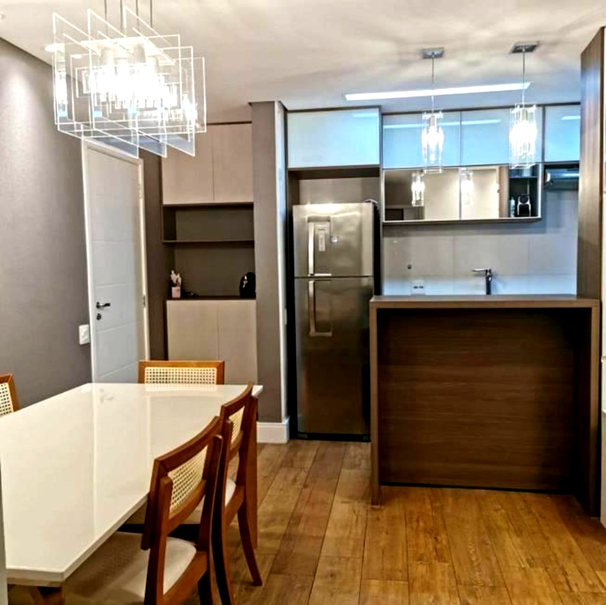 OPORTUNIDADE ÚNICA: Apartamento à venda com piscina e salão de festas!