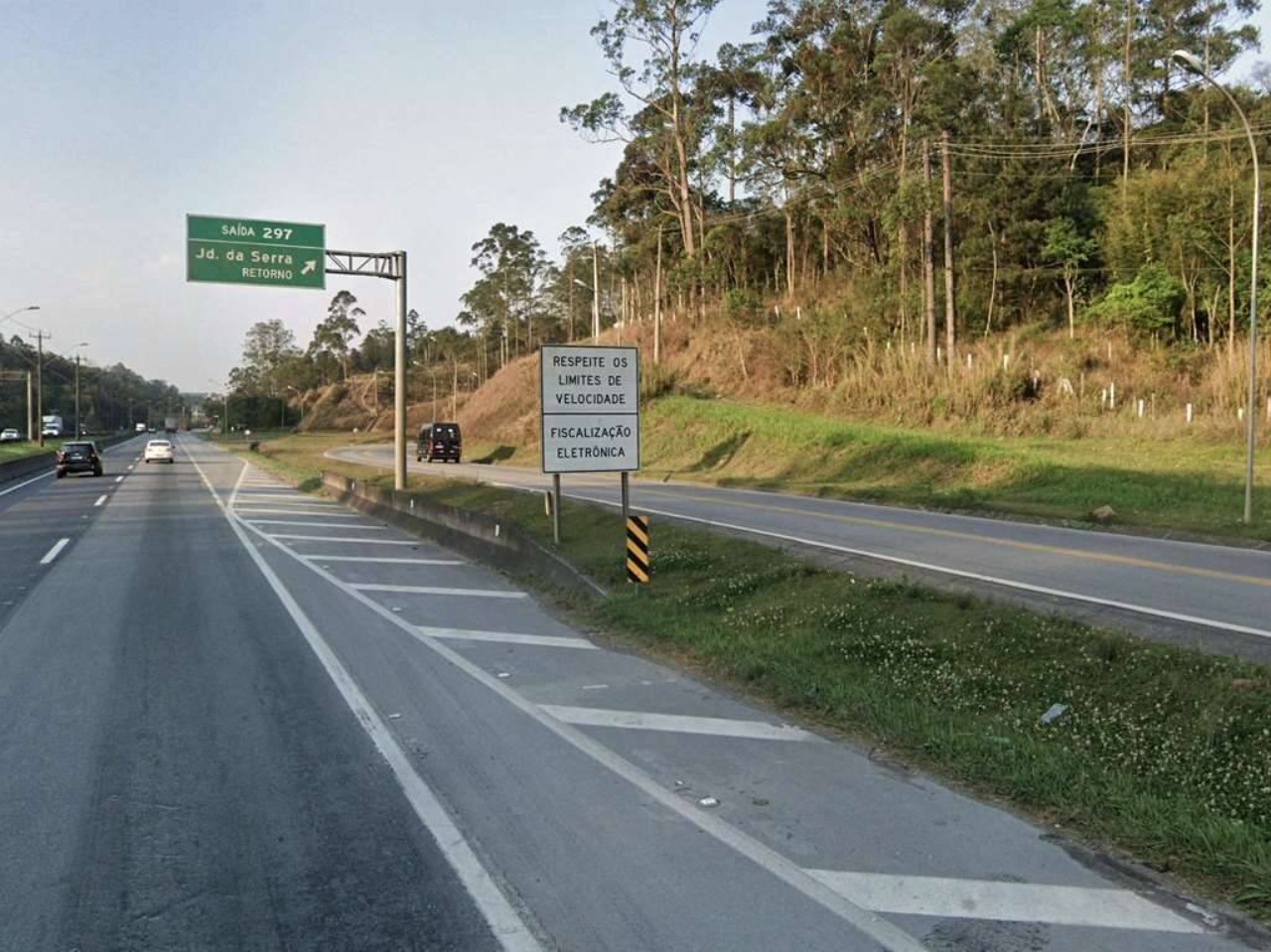 INVESTIDORES, atenção Venda de ÁREA com 63.202,79 m²; localização ESTRATÉGICA KM 297 +150 da RODOVIA REGIS BITTENCOURT; Potencial para GALPÕES I