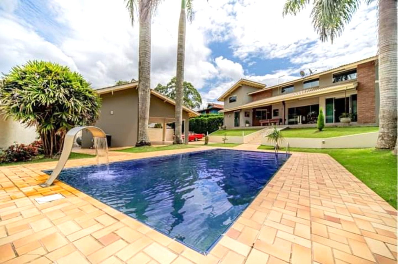 CASA DOS SEUS SONHOS À VENDA: LUXO E CONFORTO EM PAYSAGE VERT