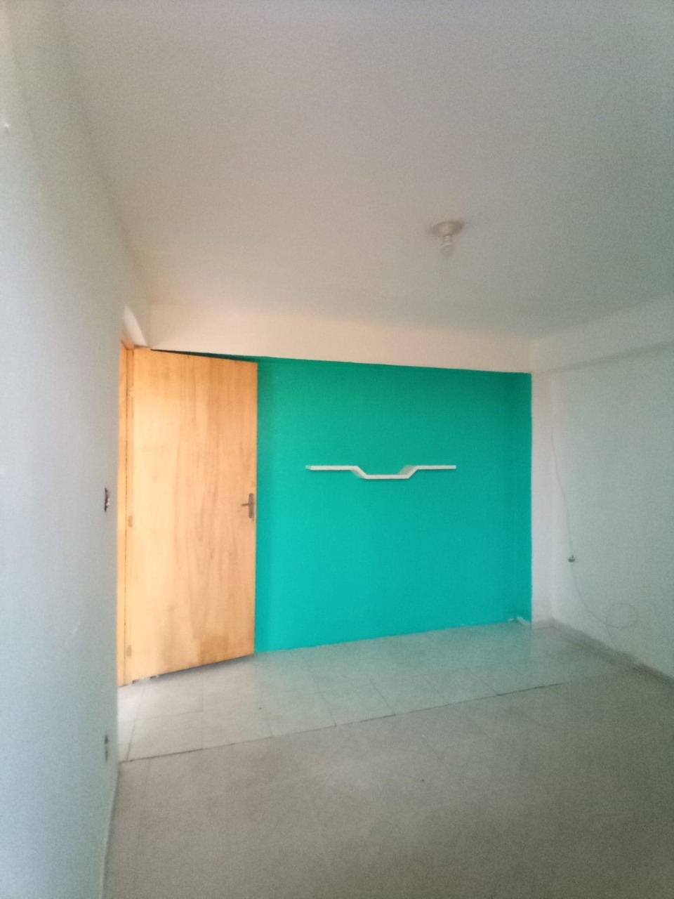 CASA PARA LOCAÇÃO NA AVENIDA SANTO ANTÔNIO EM OSASCO - 3 CÔMODOS!