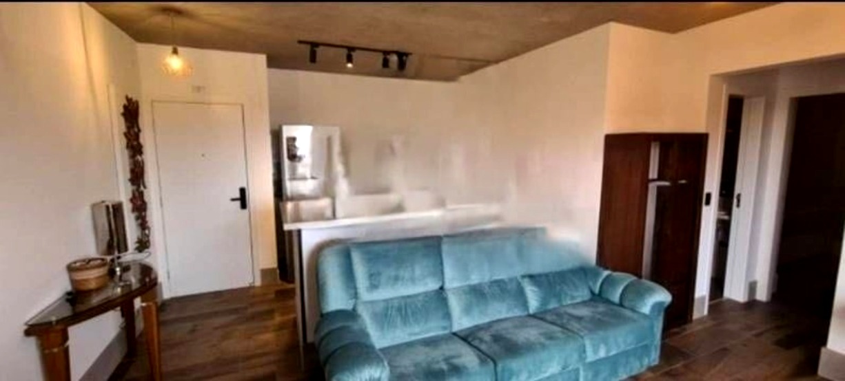 APARTAMENTO À VENDA 62m²; ULTIMO ANDAR; ACEIATA FINANCIAMENTO; ÓTIMA LOCALIZAÇÃO; ACADEMIA, CHURRASQUEIRA, PLAYGROUND, QUADRA E SALÃO DE FESTAS;
