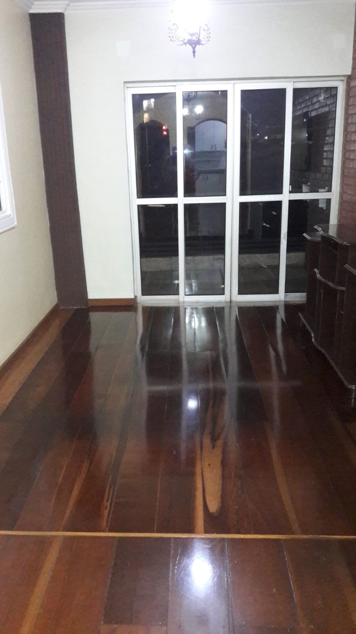 ;APARTAMENTO AMPLO; 3 DORMITRIOS 2 SALAS; FACILIDADES NO ENTORNO; IMVEL COMPLETO;  83m COM 1 SUTE2 VAGAS GARAGEM; TRANSPORTE COLETIVO PRXIMO.