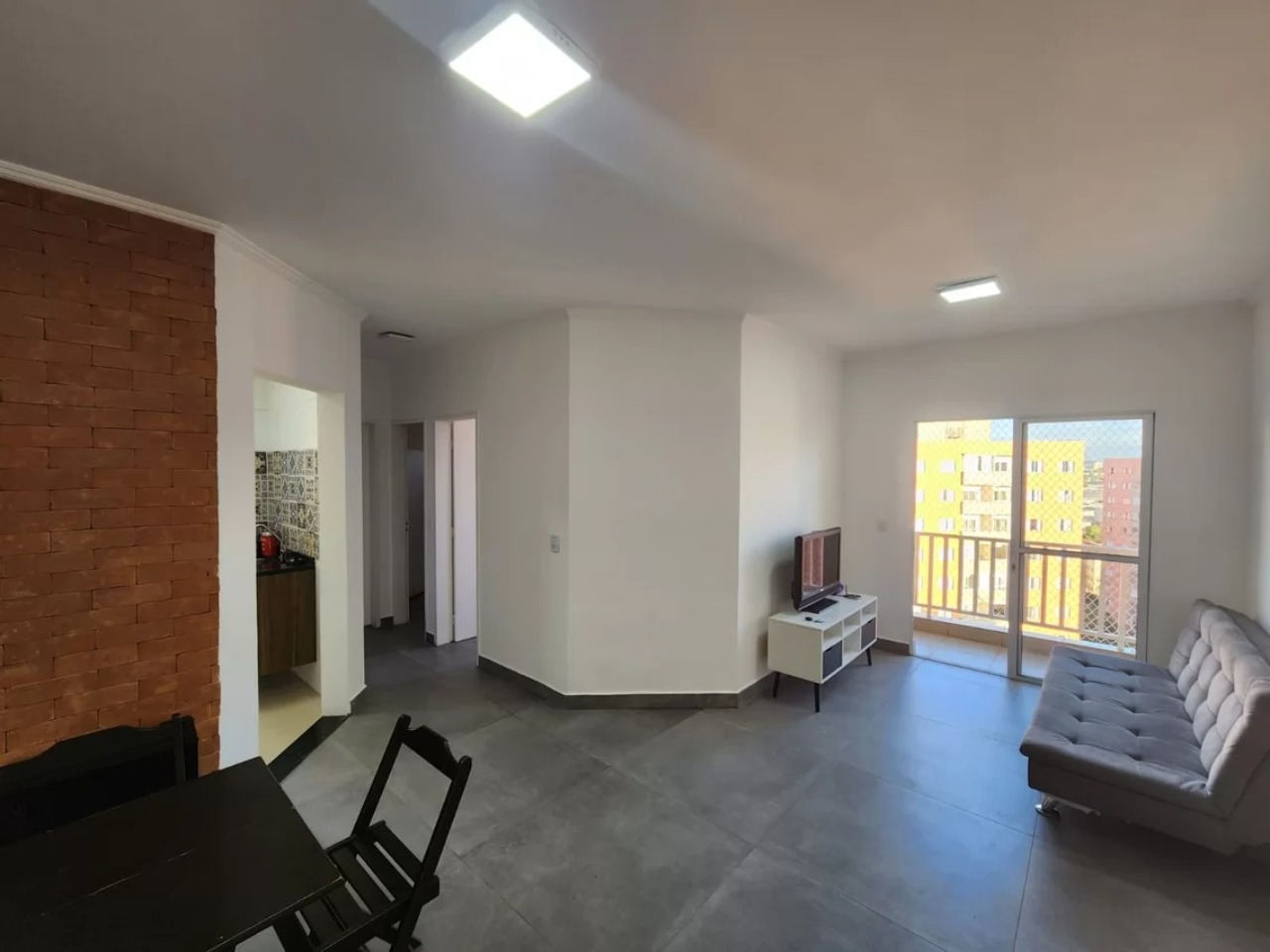 OPORTUNIDADE; APARTAEMNTO À VENDA; 2 DORMITÓRIOS SACADA; PIRATININGA OSASCO; TRANSPORTE PUBLICO; PROXIMO A ROD. CASTELO BRANCO; VENHA CONFERIR.