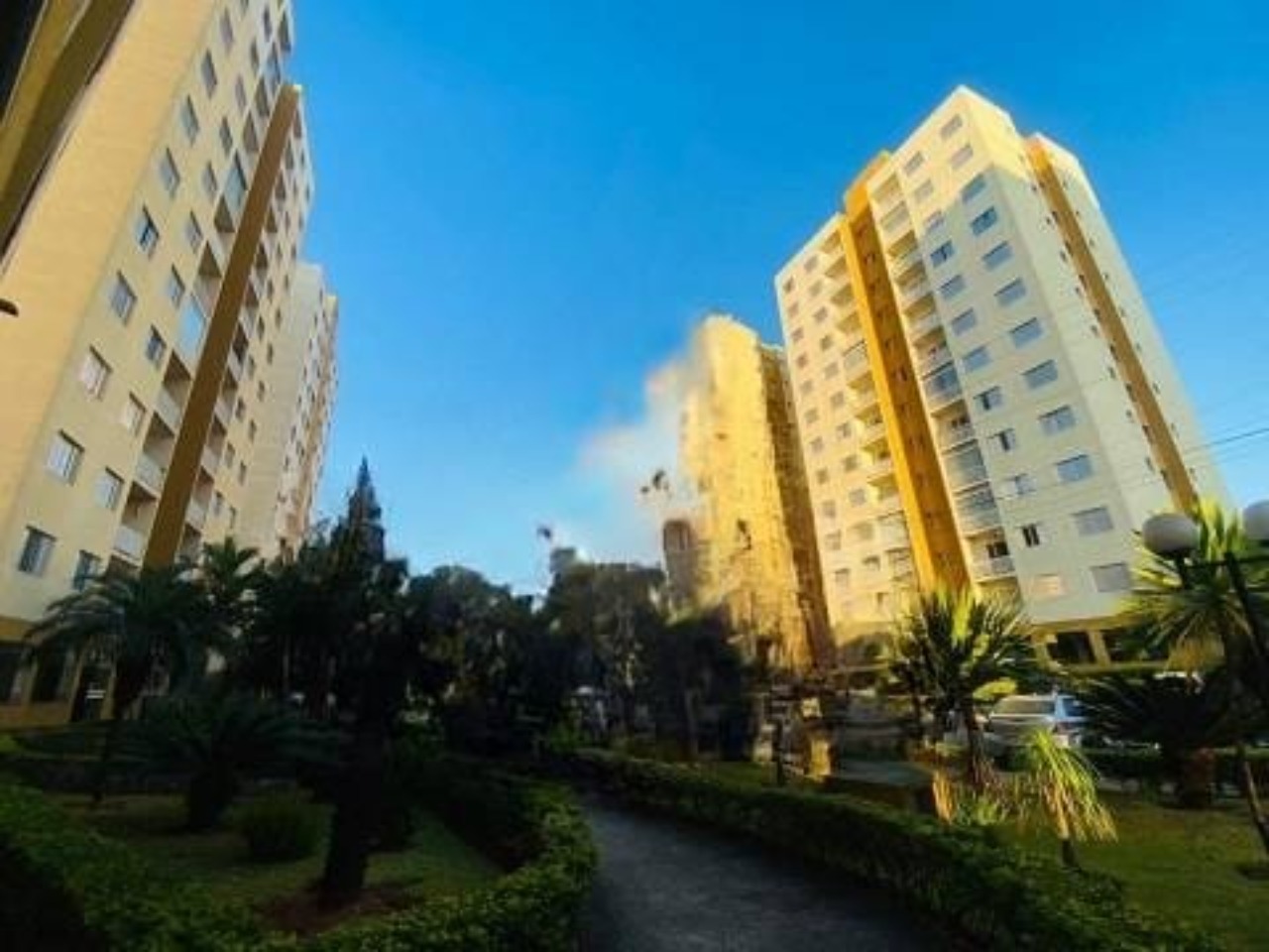 APARTAMENTO À VENDA; 2 DORMITÓRIOS; EM PIRATININGA OSASCO; ESCOLAS HOSPITAIS; AO LADO CASTELO BRANCO; VENHA CONFERIR; R$ 245.000,00