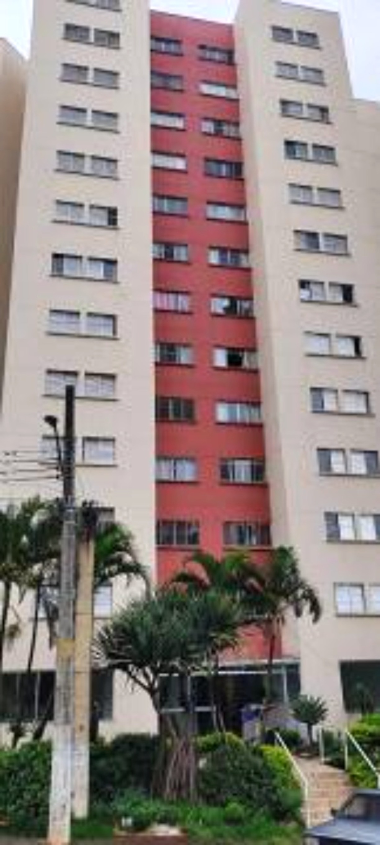 APARTAMENTO À VENDA; 2 DORMITÓRIOS; EM BANDEIRAS OSASCO; DIVERSOS COMERCIOS; ESCOLAS UBS; VENHA CONFERIR; R$ 230.000,00