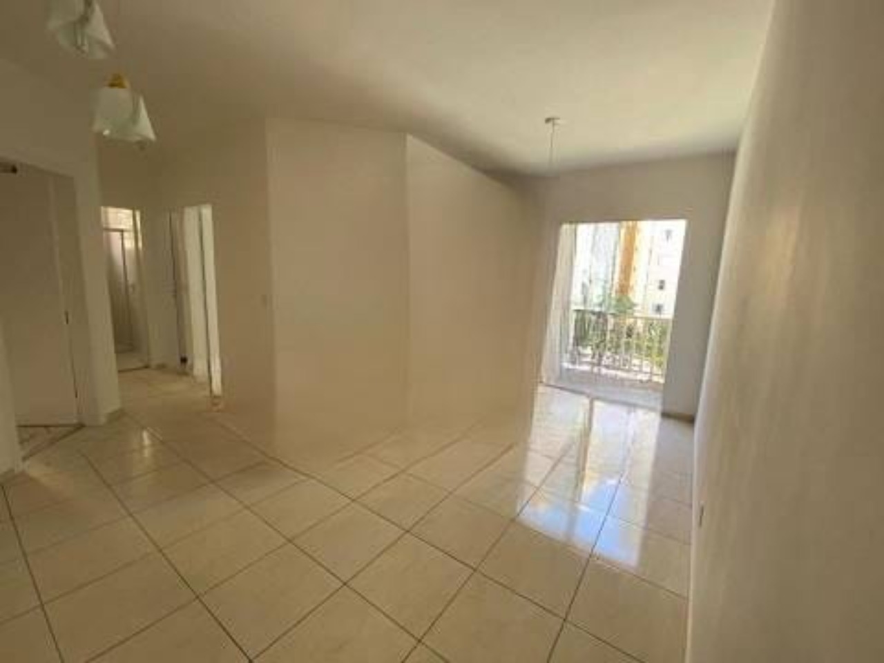 APARTAMENTO À VENDA; 2 DORMITÓRIOS; EM PIRATININGA OSASCO; ESCOLAS HOSPITAIS; AO LADO CASTELO BRANCO; VENHA CONFERIR; R$ 260.000,00