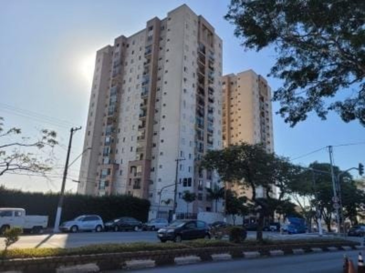 ÓTIMA LOCALIZAÇÃO; APARTAMENTO À VENDA; 3 DORMITÓRIOS 1 SUITE; COMERCIO DIVERSOS; ESCOLAS HOSPITAIS TRANSPORTE; R$ 540.000,00