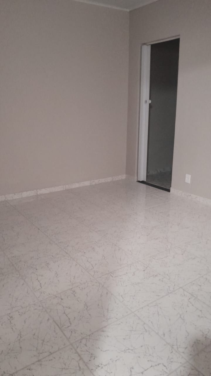 Aluguel de Casa Residencial em Presidente Altino, Osasco - 2 Quartos, 1 Vagas de garagem!