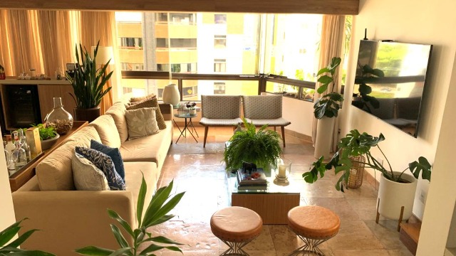 Apartamento à venda com 4 quartos, 220m² - Foto 4