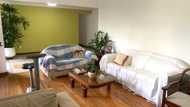 Apartamento à venda com 3 quartos, 135m² - Foto 2