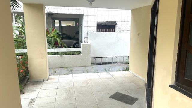 Casa de Condomínio à venda com 5 quartos, 160m² - Foto 3