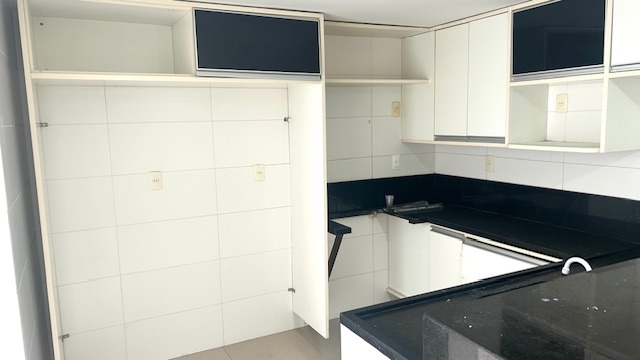 Casa de Condomínio à venda com 5 quartos, 160m² - Foto 11