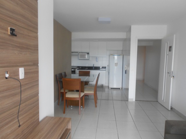 Apartamento para alugar com 3 quartos, 80m² - Foto 12