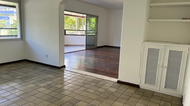 Apartamento à venda com 4 quartos, 191m² - Foto 13