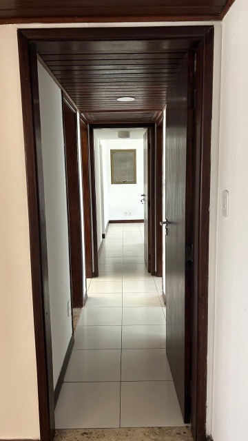 Apartamento à venda com 4 quartos, 191m² - Foto 18