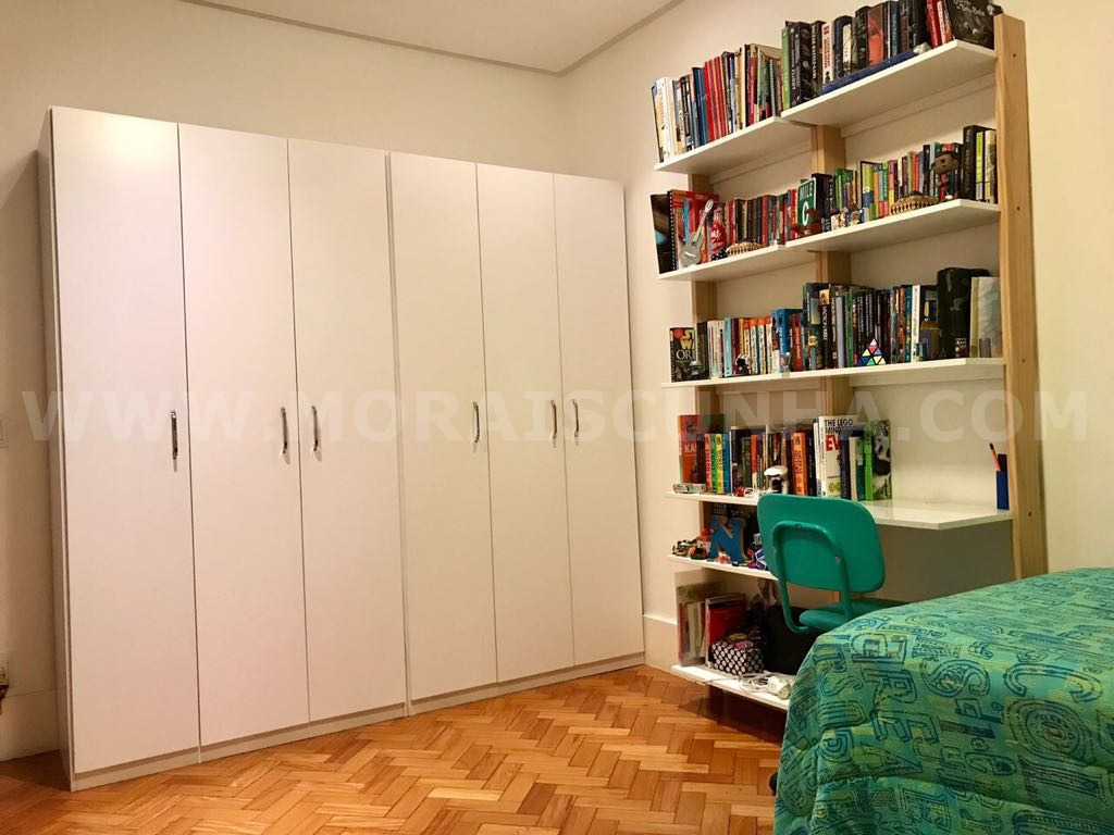 Apartamento à venda com 3 quartos, 202m² - Foto 12