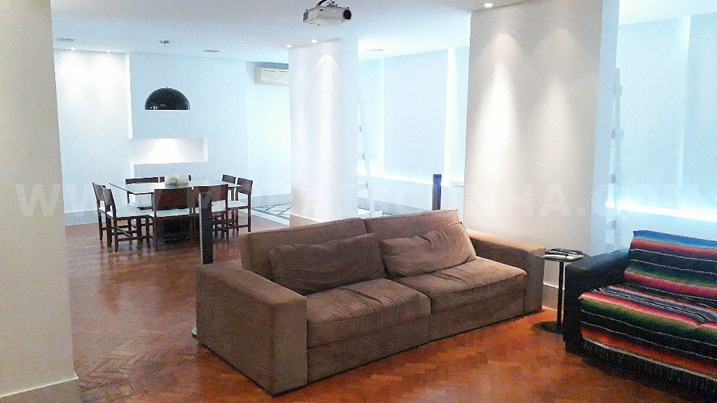 Apartamento à venda com 3 quartos, 202m² - Foto 2