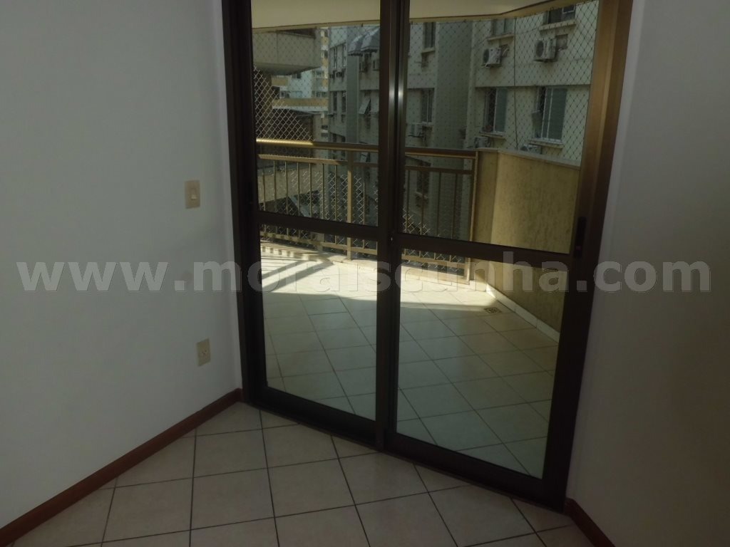 Apartamento para alugar com 2 quartos, 85m² - Foto 5