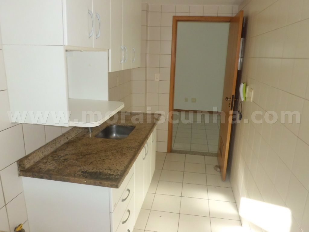 Apartamento para alugar com 2 quartos, 85m² - Foto 12