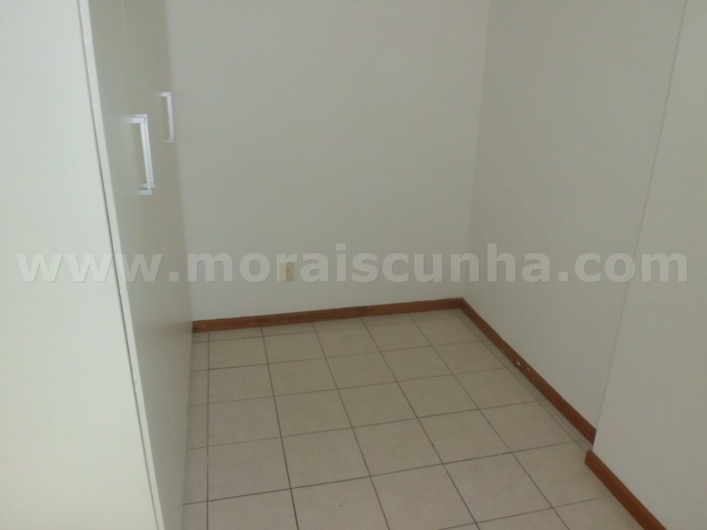 Apartamento para alugar com 2 quartos, 85m² - Foto 7