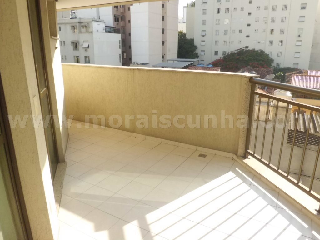 Apartamento para alugar com 2 quartos, 85m² - Foto 8