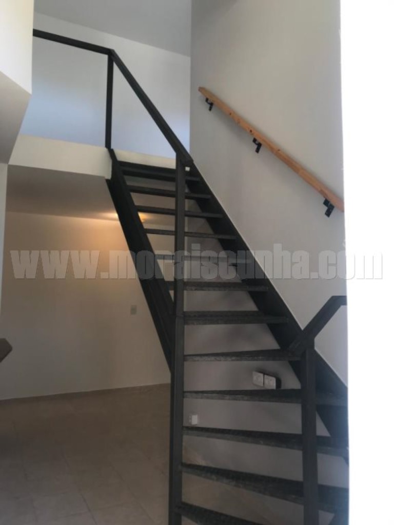 Casa para alugar com 2 quartos, 56m² - Foto 9