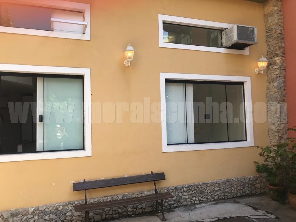 Casa para alugar com 2 quartos, 56m² - Foto 1