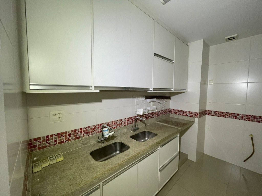 Apartamento à venda com 3 quartos, 110m² - Foto 9