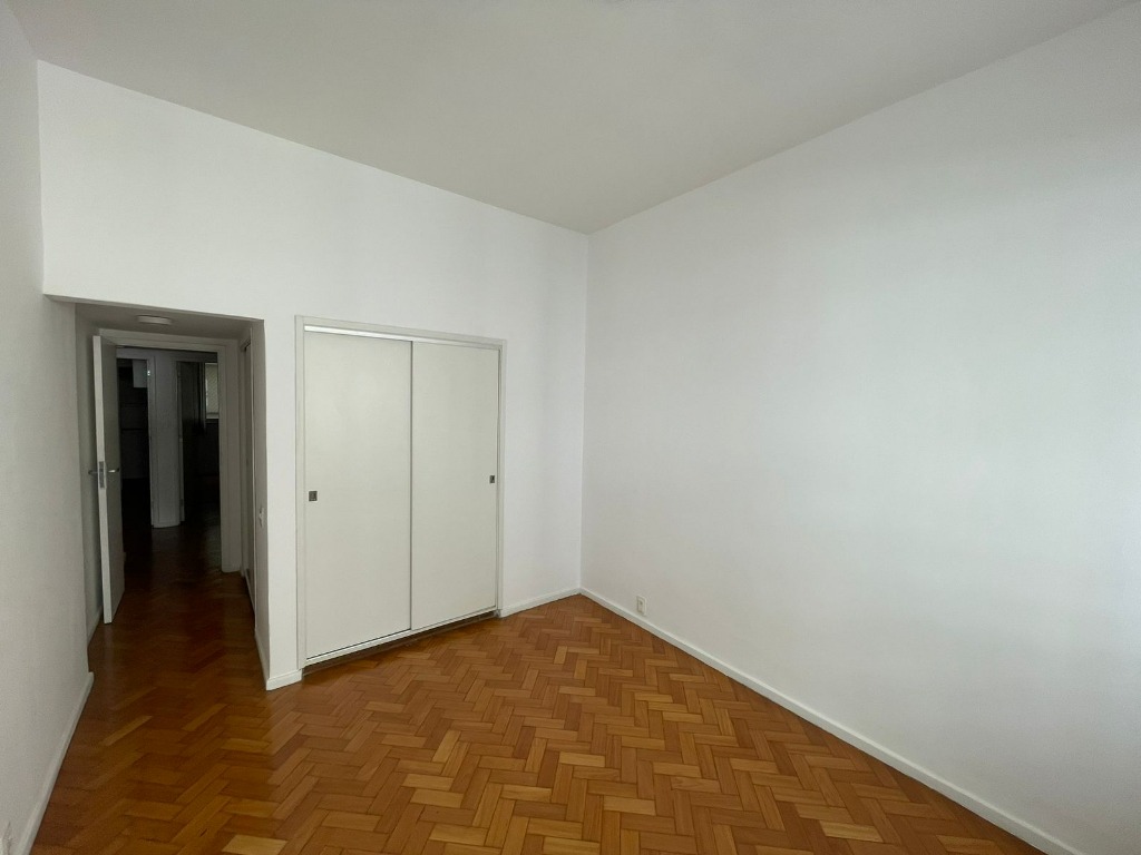 Apartamento à venda com 3 quartos, 110m² - Foto 6