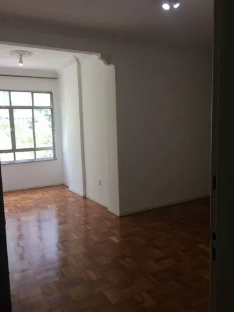 Apartamento à venda com 2 quartos, 73m² - Foto 3