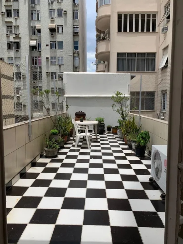 Apartamento à venda com 3 quartos, 173m² - Foto 1