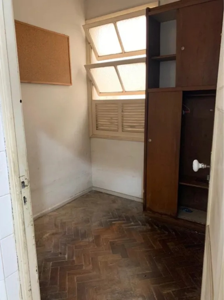 Apartamento à venda com 3 quartos, 173m² - Foto 12