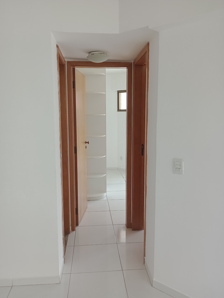 Apartamento para alugar com 2 quartos, 85m² - Foto 3