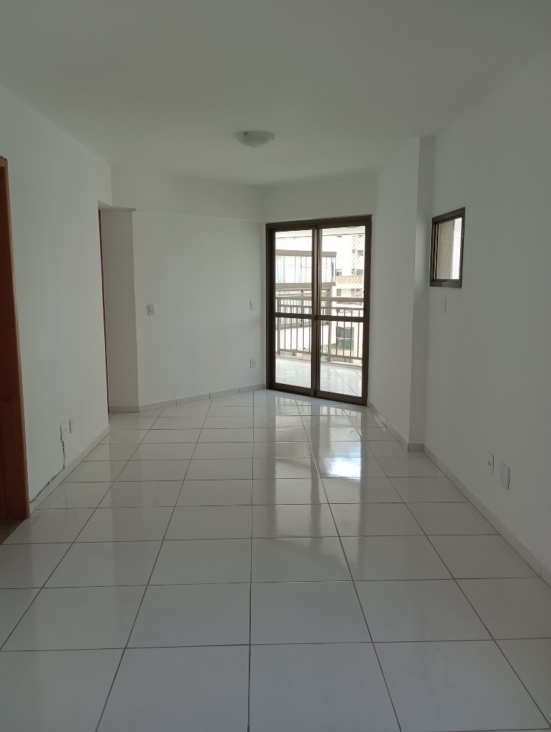 Apartamento para alugar com 2 quartos, 85m² - Foto 1