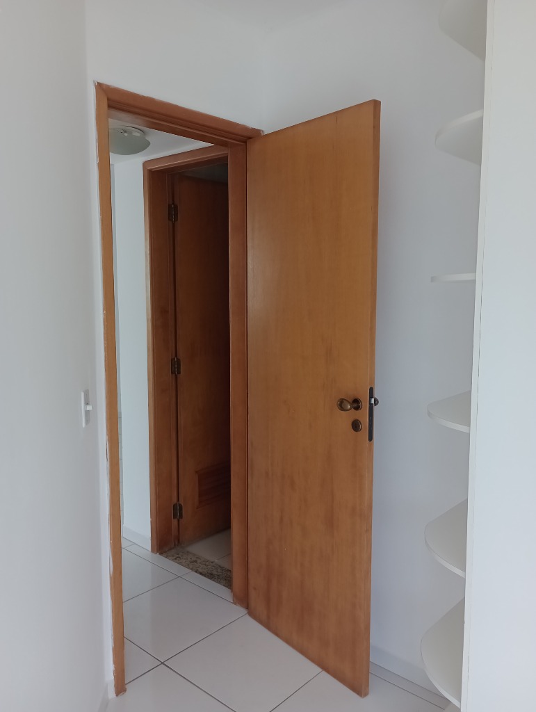 Apartamento para alugar com 2 quartos, 85m² - Foto 2