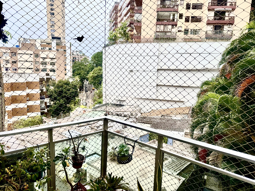 Apartamento à venda com 4 quartos, 186m² - Foto 5