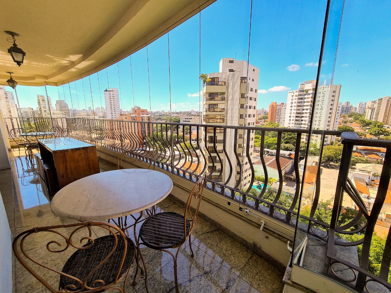 Apartamento, 4 quartos, 258 m² - Foto 2