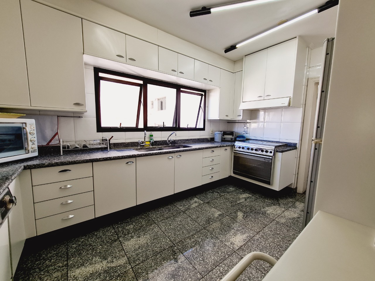 Apartamento, 4 quartos, 258 m² - Foto 24