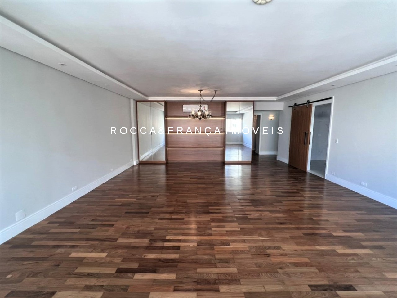 Apartamento, 3 quartos, 182 m² - Foto 2