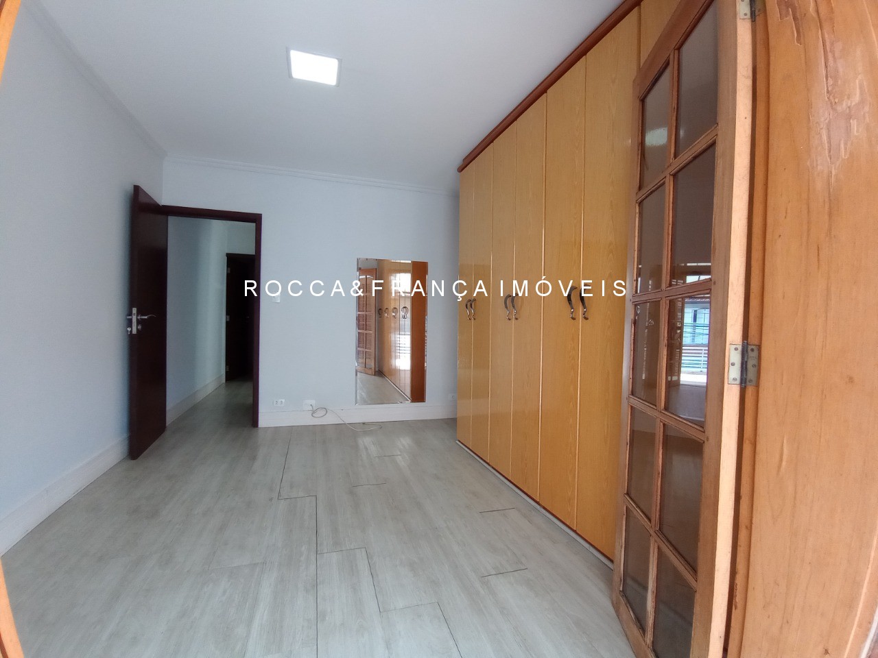 Casa à venda com 2 quartos, 110m² - Foto 15